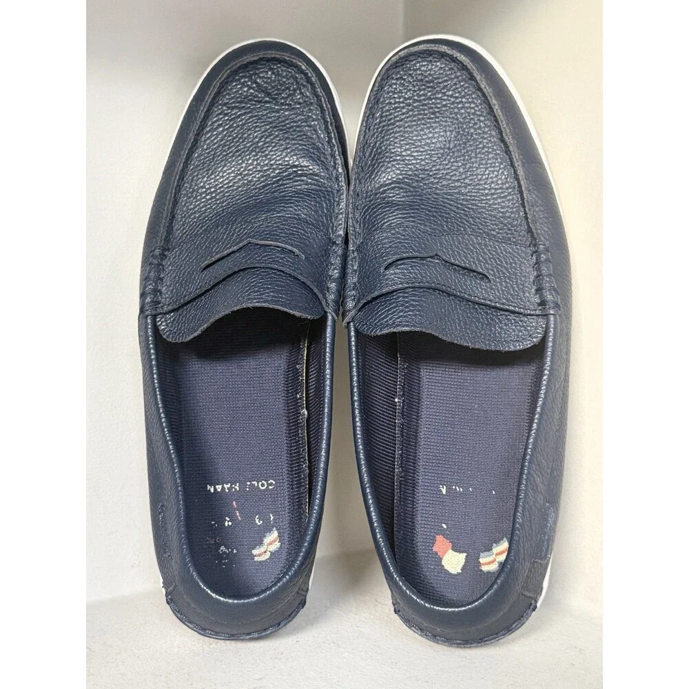 Cole Haan Maine Pinch Navy Loafers with White Trim Size 12 Leather